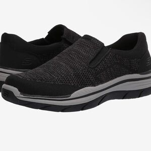 Men’s sketchers size 13